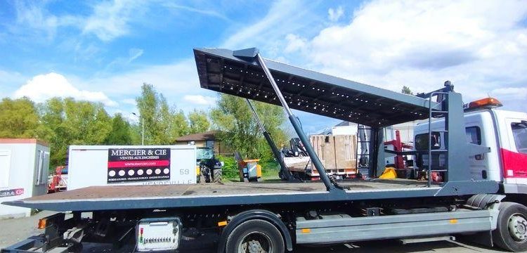 MERCEDES ATEGO PORTE VOITURE AVEC PANIER – DIESEL – PTAC : 12,34 TONNES – 380087 KMS BLANC GZ-644-NH