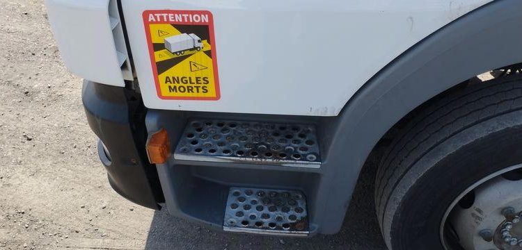 MERCEDES ATEGO PORTE VOITURE AVEC PANIER – DIESEL – PTAC : 12,34 TONNES – 380087 KMS BLANC GZ-644-NH