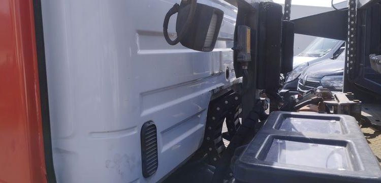MERCEDES ATEGO PORTE VOITURE AVEC PANIER – DIESEL – PTAC : 12,34 TONNES – 380087 KMS BLANC GZ-644-NH