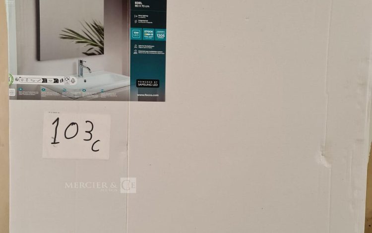 Autre Grand palette meubles et décorations de la marque VIDA XL. Le contenu de la pale  103
