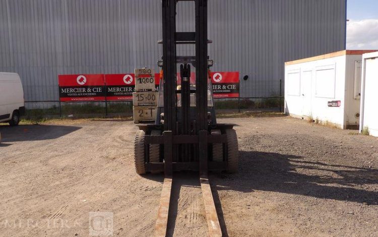 TOYOTA CHARIOT ELEVATEUR FRONTAL 5 TONNES  10330