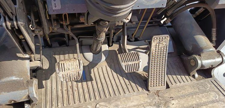 TOYOTA CHARIOT ELEVATEUR FRONTAL 5 TONNES  10330