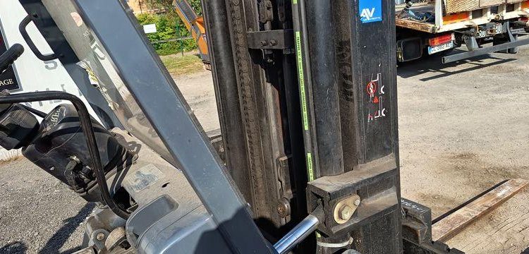TOYOTA CHARIOT ELEVATEUR FRONTAL 5 TONNES  10330