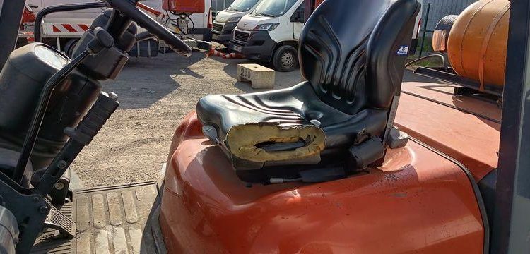 TOYOTA CHARIOT ELEVATEUR FRONTAL 5 TONNES  10330