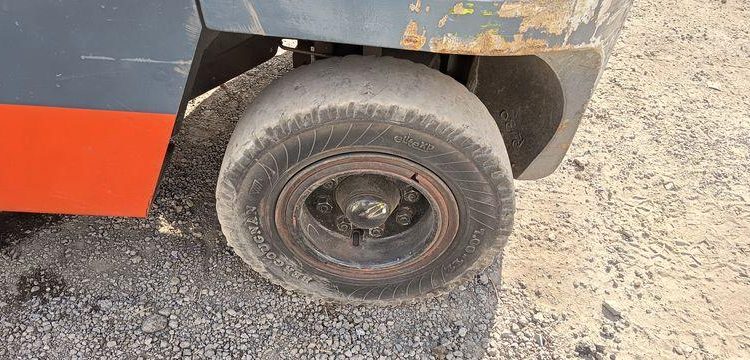 TOYOTA CHARIOT ELEVATEUR FRONTAL 5 TONNES  10330
