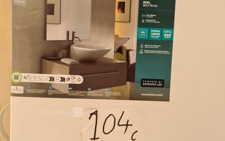Autre Grand palette meubles et décorations de la marque VIDA XL. Le contenu de la pale  104