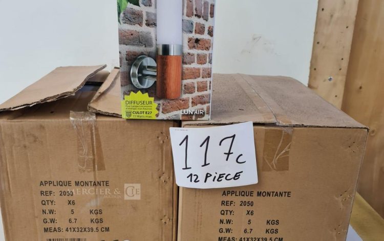 Autre Lot comprenant  1 rouleau a gazon et 2 rouleaux a maroufler pour sol PVC  117