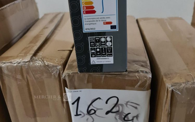Autre Lot de 10 éléments en PVC de différentes formes  de diamètre 315  161