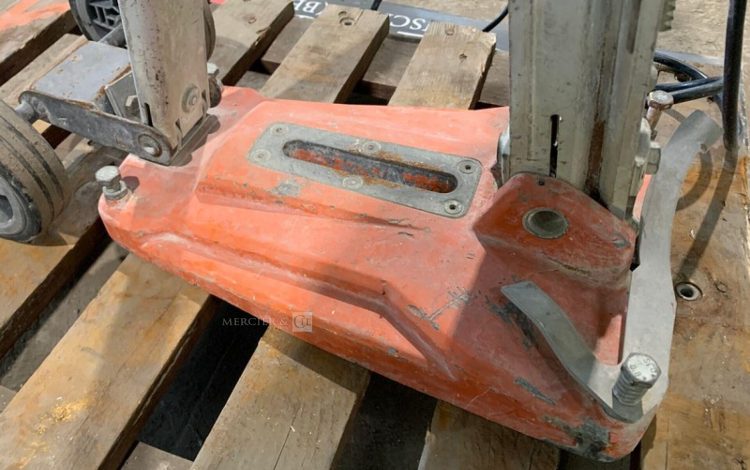 HUSQVARNA DM220  FOR010387
