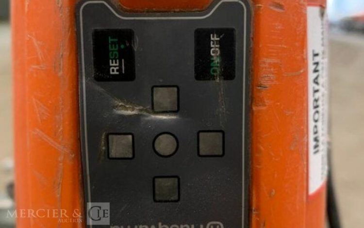 HUSQVARNA DM220  FOR010387
