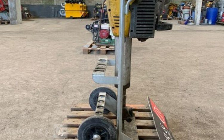 WACKER NEUSON BH65  PIQ010090