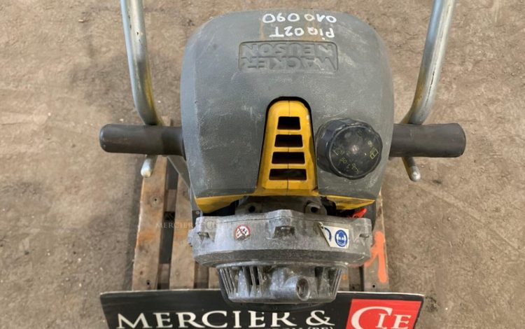 WACKER NEUSON BH65  PIQ010090