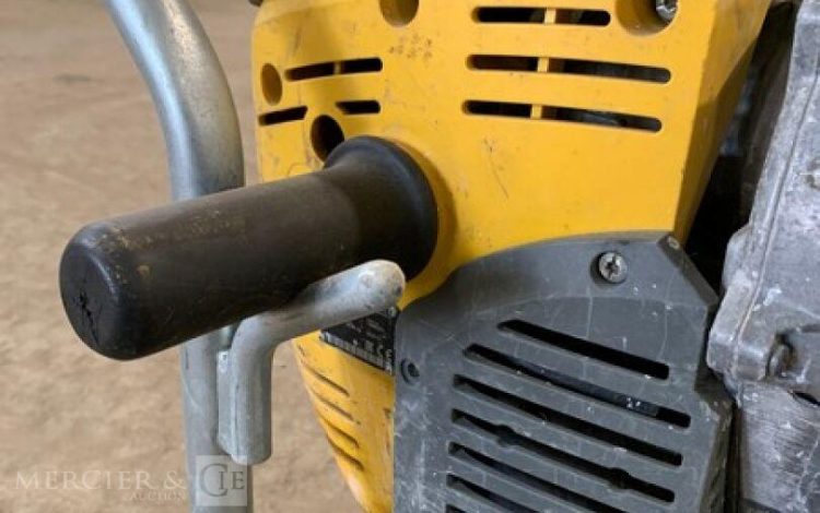 WACKER NEUSON BH65  PIQ010090