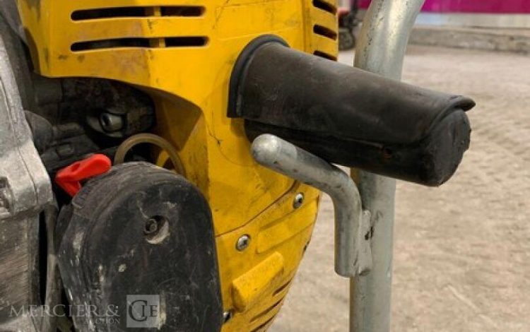 WACKER NEUSON BH65  PIQ010090