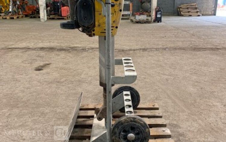 WACKER NEUSON BH65  PIQ011090