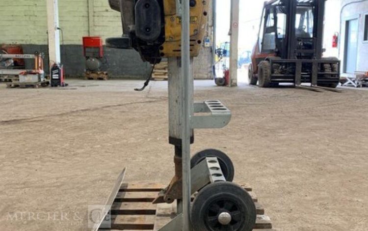 WACKER NEUSON BH65  PIQ011254