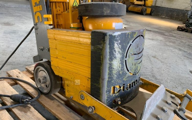 DIAMATIC BS-110  DEC010179
