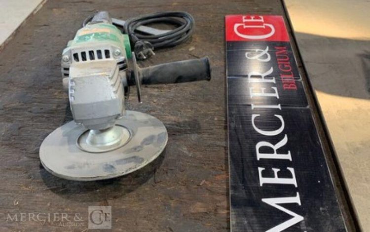 HITACHI SAT-180  PON010295
