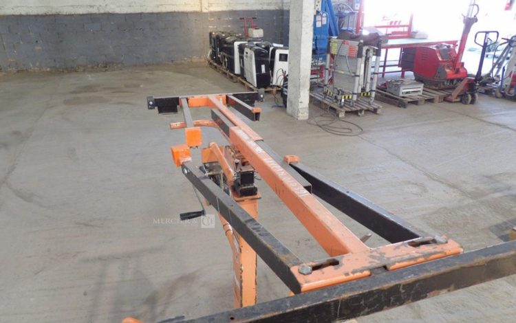 TAKEUCHI 6 AF  LEV010391