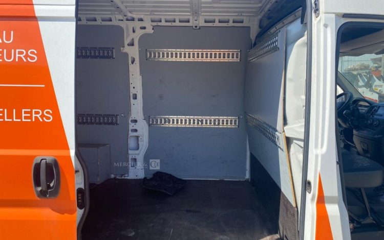 PEUGEOT BOXER  1-XFZ-566