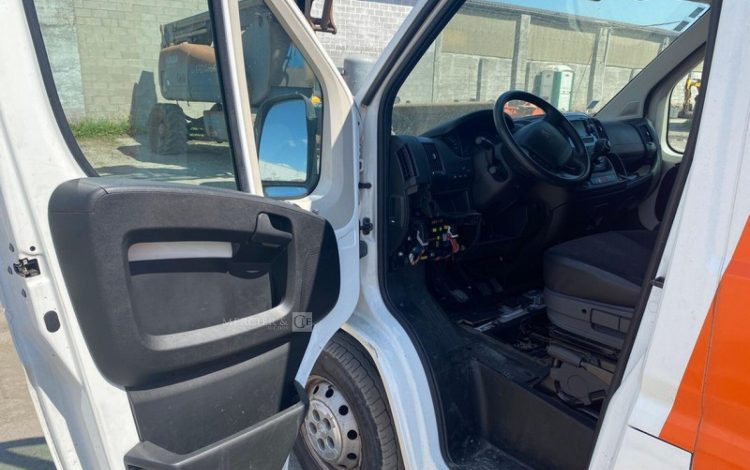 PEUGEOT BOXER  1-XFZ-566