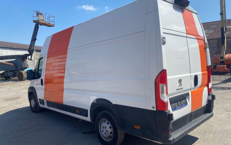 PEUGEOT BOXER  1-XFZ-599