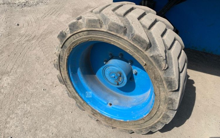 GENIE S-65  T22DVGL077