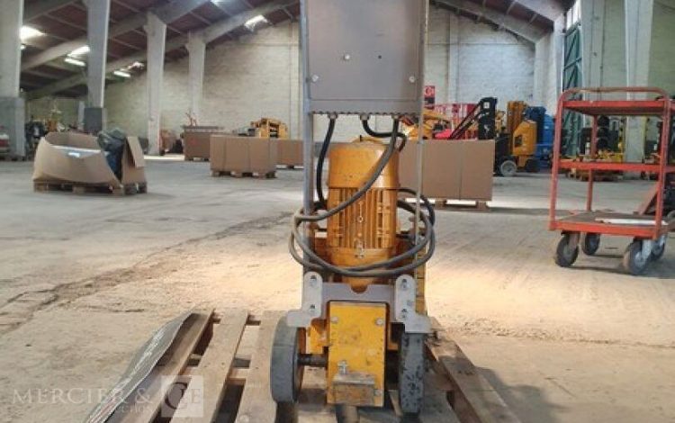DIAMATIC   DEC010173
