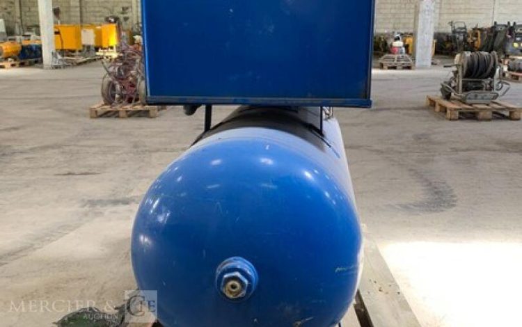 MAUGUIERE CL30-10/270  COM010104