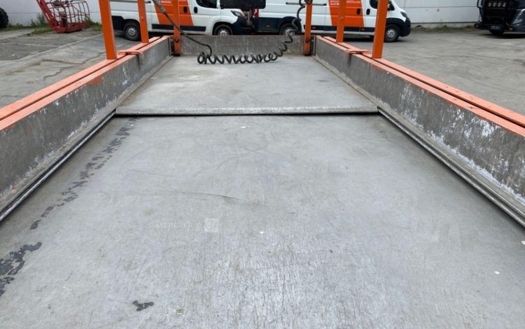 JLG 3246ES  8026
