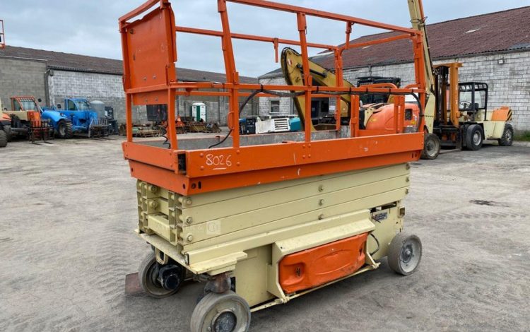 JLG 3246ES  8026
