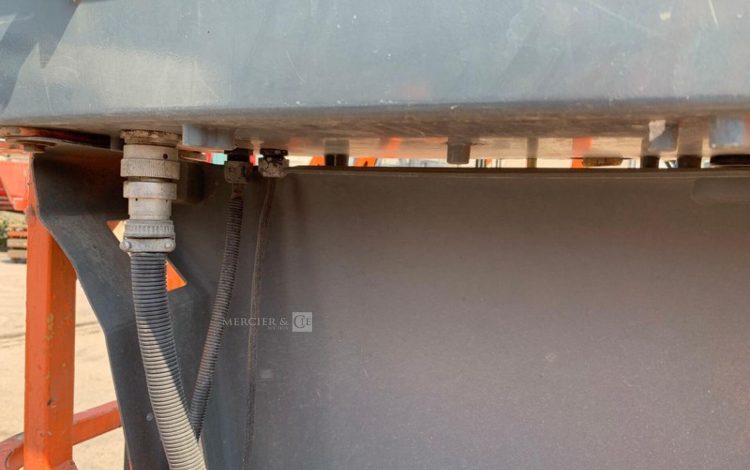 JLG E300 AJP / BE11  9228