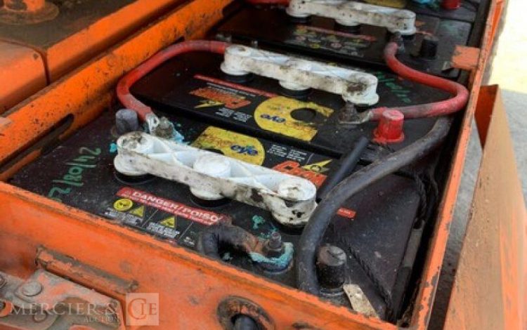 JLG E300 AJP / BE11  9228