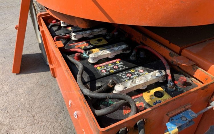 JLG E300 AJP / BE11  9228