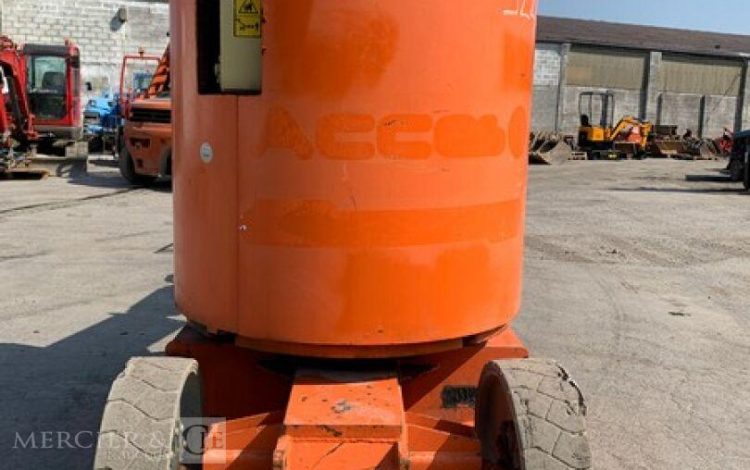JLG E300 AJP / BE11  9228
