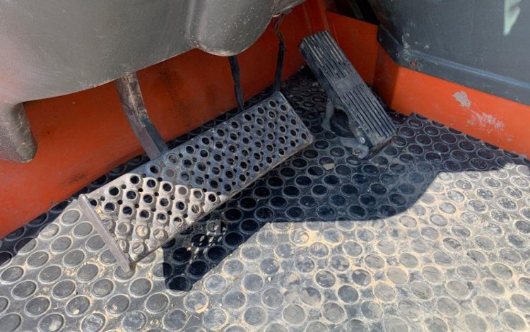 JLG 3513T / CH13  8161