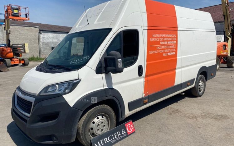 PEUGEOT BOXER  2-AJN-759