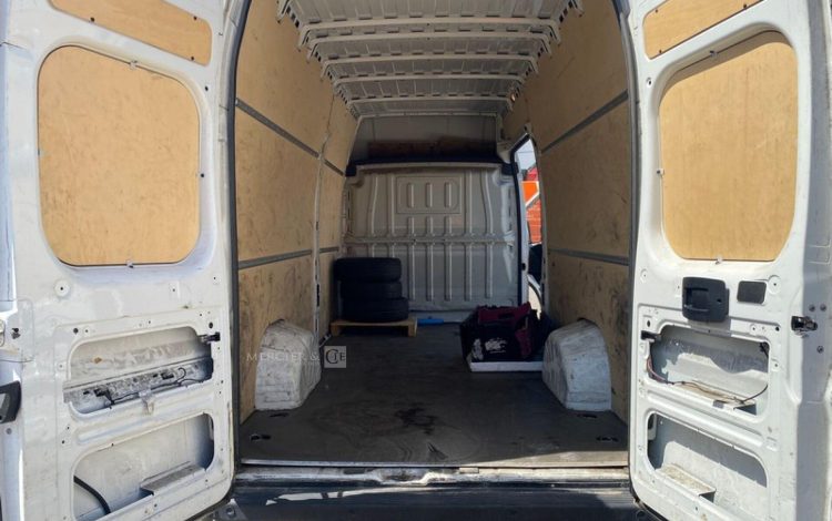 PEUGEOT BOXER  2-AJN-759