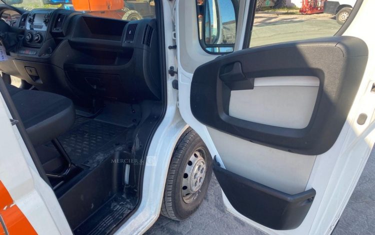 PEUGEOT BOXER  1-XFZ-804