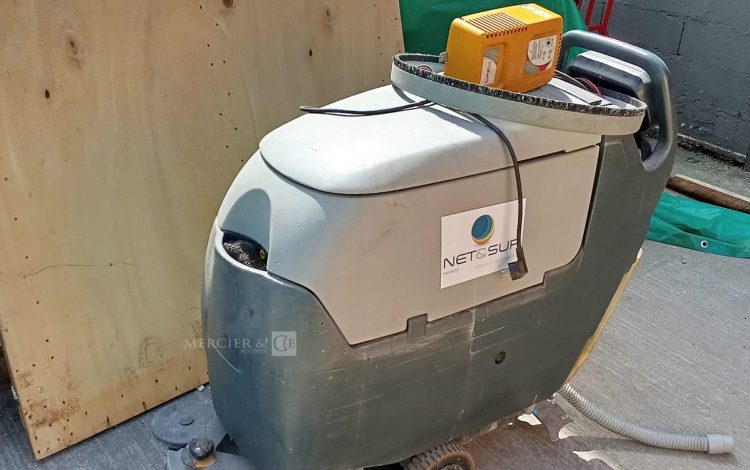 Autre Auto laveuse marque Net&Sur non testé  1