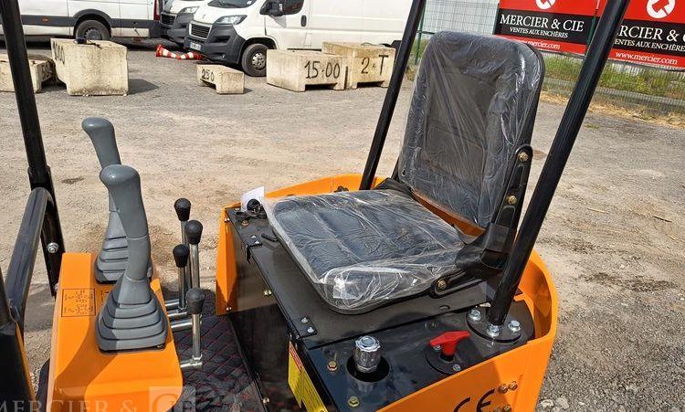 HIGHTOP MICROPELLE SUR CHENILLES HT10 DIESEL 1T – ANNEE 2024 – MATERIEL NEUF  2024054