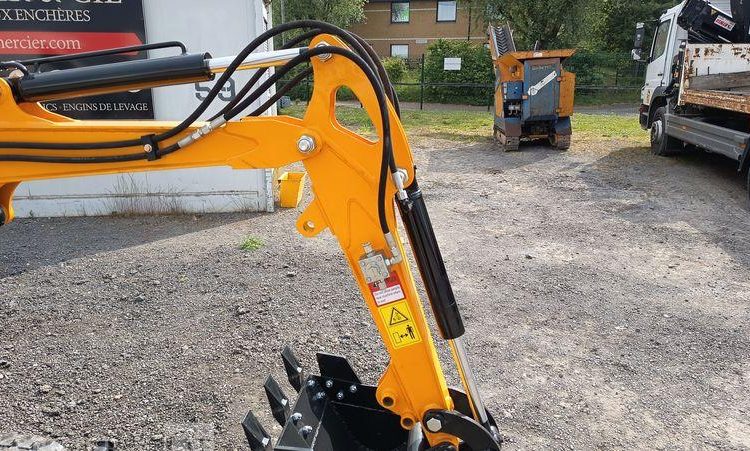 HIGHTOP MICROPELLE SUR CHENILLES HT10 DIESEL 1T – ANNEE 2024 – MATERIEL NEUF  2024054