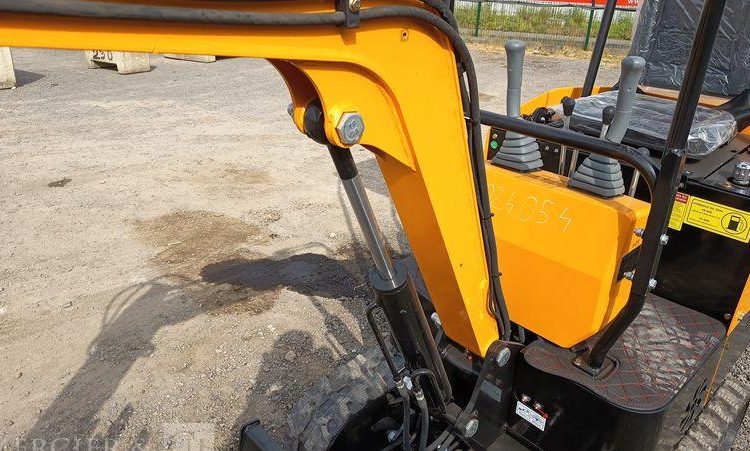 HIGHTOP MICROPELLE SUR CHENILLES HT10 DIESEL 1T – ANNEE 2024 – MATERIEL NEUF  2024054