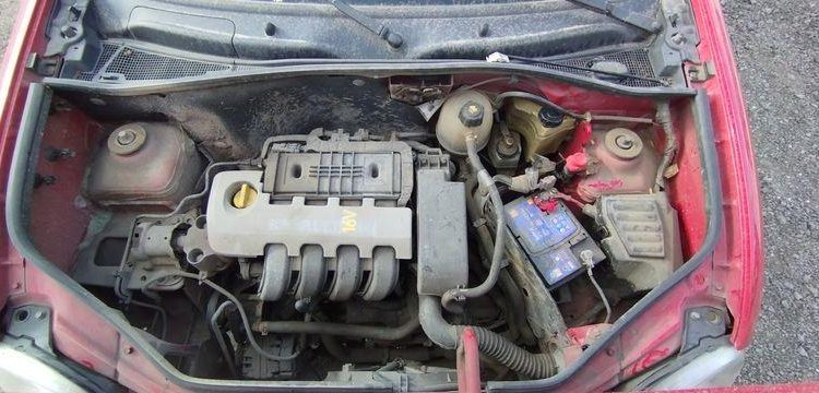 RENAULT KANGOO EXPRESS 1,2 16V 75 CV – ESSENCE – 86966 KMS – ANNEE 2003 BORDEAUX 2351VJ62