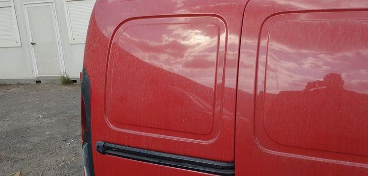 RENAULT KANGOO EXPRESS 1,2 16V 75 CV – ESSENCE – 86966 KMS – ANNEE 2003 BORDEAUX 2351VJ62