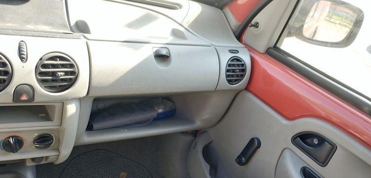 RENAULT KANGOO EXPRESS 1,2 16V 75 CV – ESSENCE – 140201 KMS – ANNEE 2003 BORDEAUX 2352VJ62