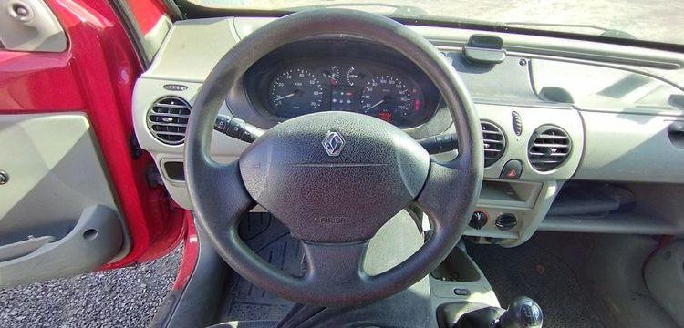 RENAULT KANGOO EXPRESS 1,2 16V 75 CV – ESSENCE – 140201 KMS – ANNEE 2003 BORDEAUX 2352VJ62