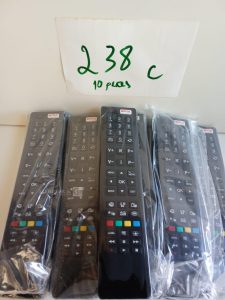 Autre Lot d’environ 50 sachets de Vis auto perforant à tête bombée  235