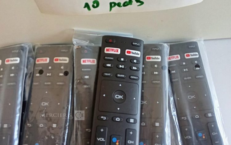 Autre Lot de 11 rouleaux de maille en fibre de verre chaque rouleaux de 1mx50m 50m2 ma  237