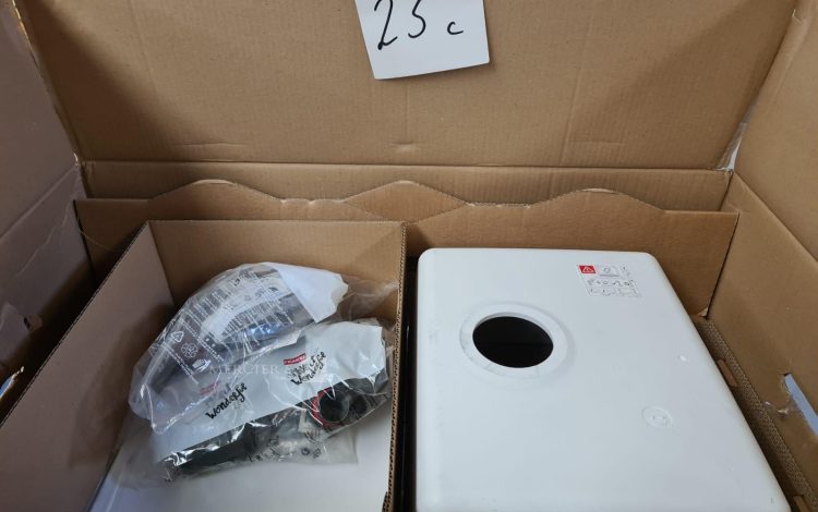 Autre Tronçonneuse 610W marque WAKH  25